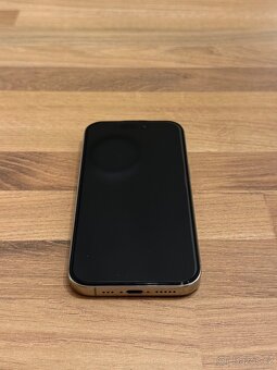 Apple iPhone 16 Pro 128 GB Titan - 2