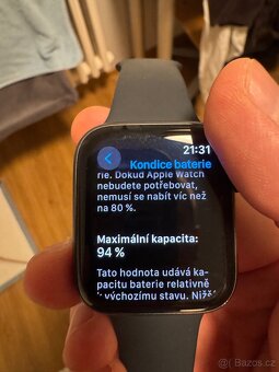 Apple Watch SE 1. Generace 44mm - 2