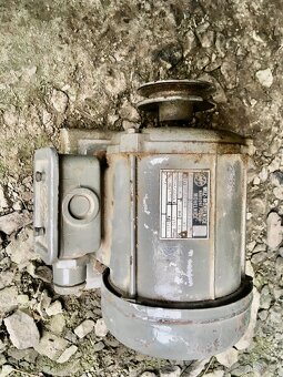 Elektromotor Mohelnice 1370 ot/min - 2