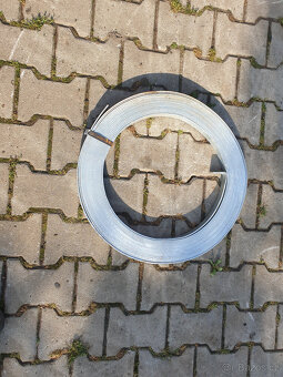 Prodám 4x zemnící pásek FeZn30x4mm, balení 25kg - 2