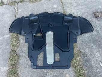 Alfa Romeo 159 - kryt pod motor - 2