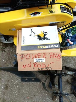 Kultivátor s pluhem. - 2