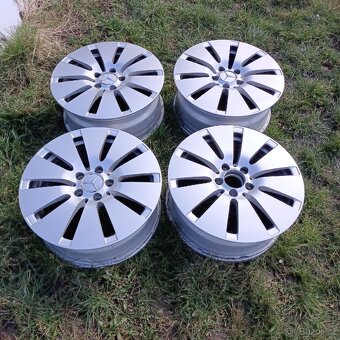 Alu Disky Orig. MB R16" PRAHA 9 - 2