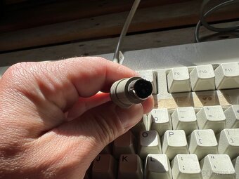 IBM mechanická klavesnice rok 1990 - 2
