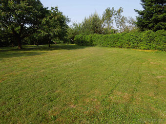 Prodej stavebního pozemku 781 m2 - 2