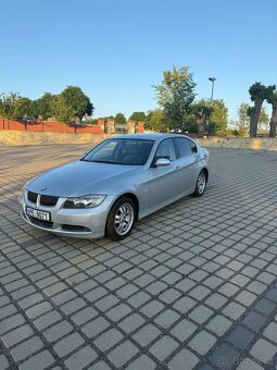 Prodám BMW e90 325ix - 2