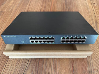 ZYXEL GS1900-24EP - 2