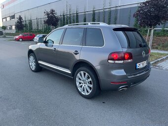 VW TOUAREG 3.0 TDI, R-LINE, nová STK - 2