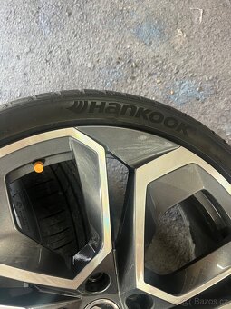 Originál Kola Octavia 4 RS 19 palců 5x12 - 2