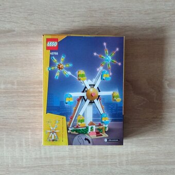 LEGO 40758 - Oslava: Ruské kolo s ohňostrojem - 2