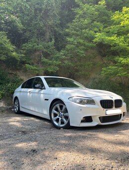 BMW f10 528i 2011 - 2