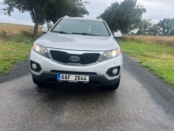 Kia Sorento 2.2 crdi manuál 119 tis km - 2