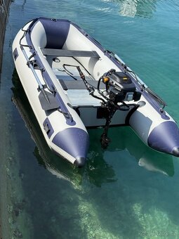 Nafukovací člun 320, Motor 4,9kw - 2