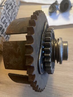 Jawa ČZ koš spojky.125/175-476,477,487,488,180 - 2