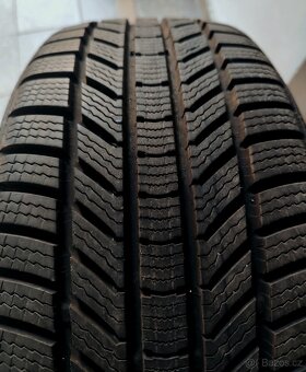 Zímní pneu 215/40 R18 89V XL - 2