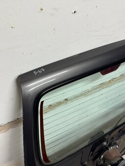 Suzuki Jimmy, zadní 5. (páté) dveře - 2