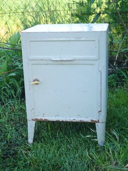 plechová retro skřínka - 2