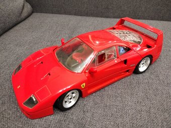Ferrari F40 1/18 - 2