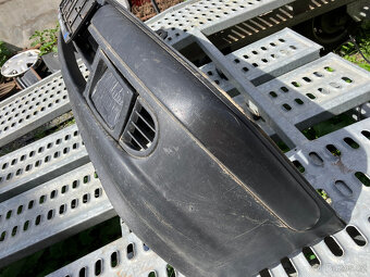 Přední nárazník Felicia - 2