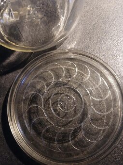 Skleněné dózy - 2