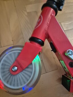 Nova svitici kolobezka - 2