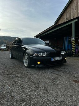 Bmw e39 528i tovární packet - 2
