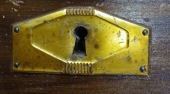 Kování na nábytek - 2