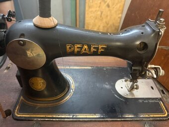 Starožitný šicí stroj Pfaff - 2