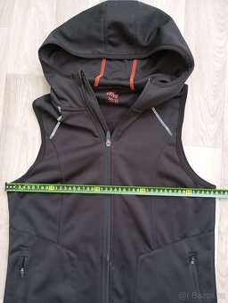 DÁMSKÁ ČERNÁ VESTA VEL.38/M - 2