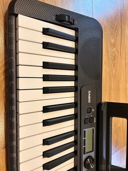 Casio - casiotone ČT-S300 - 2