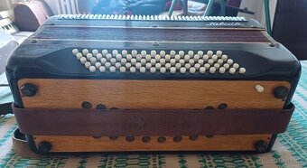 Akordeon, historická pianová harmonika KEBRDLE - 2