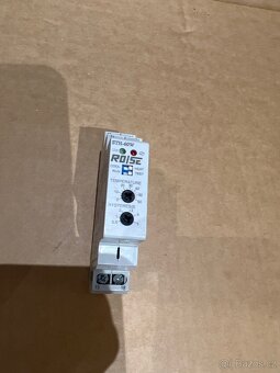 Rose LM termostat do skříňového rozvaděče STH-60 240 V/AC - 2