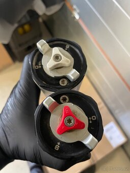 Přední tlumiče KTM - 2