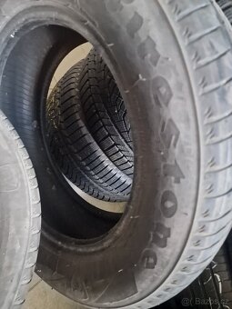 Prodám pneu 215/60/16 - 2