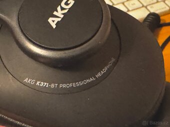 Profi sluchátka AKG K371-BT - 2
