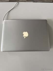 Apple MacBook - Rarita - 35 cyklů baterie - 2