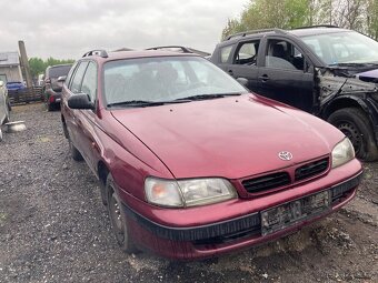 Toyota Carina E 2.0i - 2