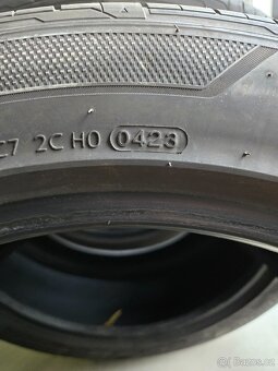 285/45R21 - 2