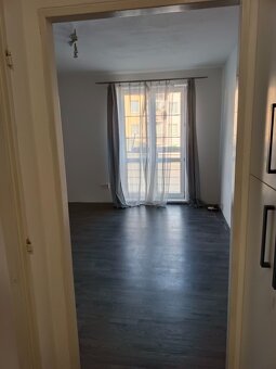 Prodej bytu 1+1, 30,9 m², balkon, kóje, Olomouc-Hodolany - 2