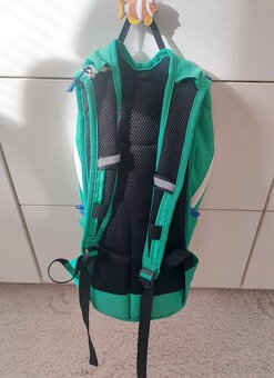 Menší lehounký batuzek - ideální třeba na kolo - 2