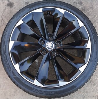Originál sada disků Škoda Superb III 5x112 R19 Supernova - 2