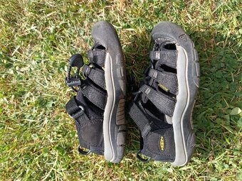Keen sandále velikost 29 - 2