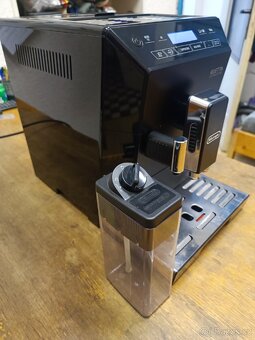 Automatický kávovar DéLonghi Eletta - 2