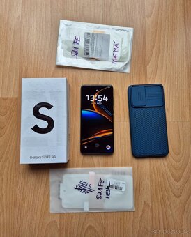 Samsung Galaxy S21 FE 5G - TOP STAV ZARUKA - 2