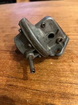 palivová pumpa Škoda 100 / 110 - 2
