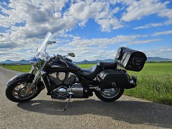 Honda VTX 1800 R - 2