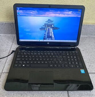 HP 15 / Intel N2815 / 4GB RAM / 500HB HDD / 15.6" - 2