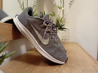 Nike dámské sportovní tenisky vel. 41 - 2