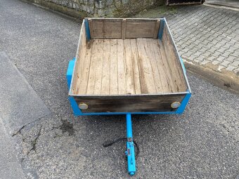 Přívěsný vozík za auto - 2