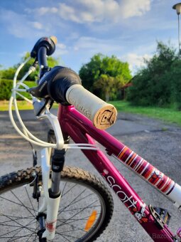 Dívčí kolo Scott Contessa Jr24 - 2